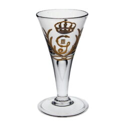 Spetsglas med gravyr Gustav III