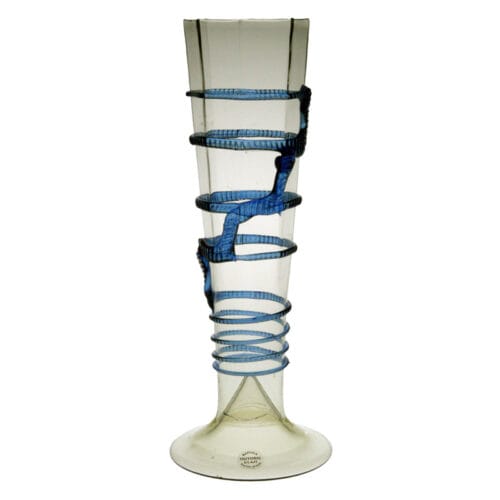 Passglas with blue milled thread