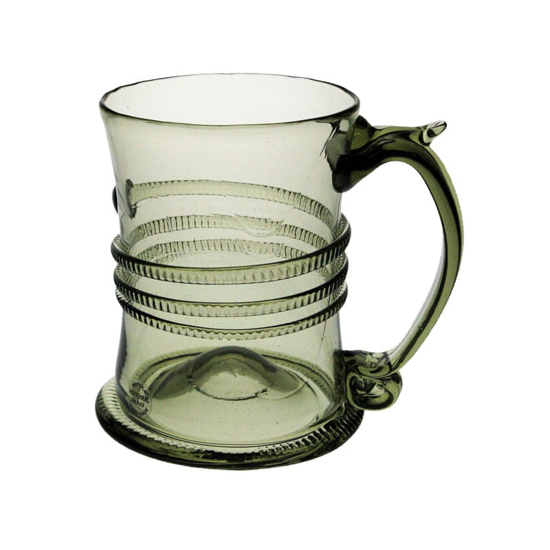 Tankard with milled glass thread, Newcastle